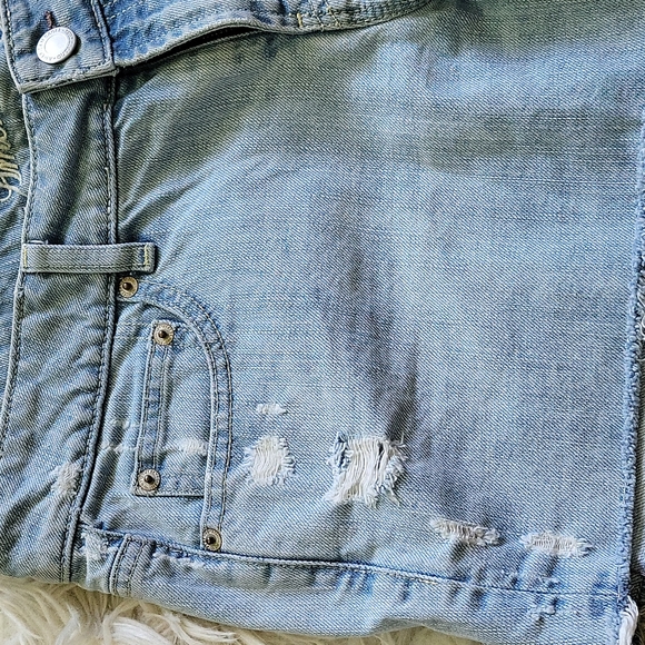 American Eagle Denim Shorts - Picture 2 of 8